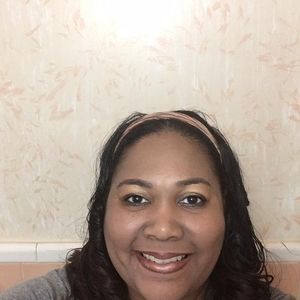 Meet your Posher, Tonya